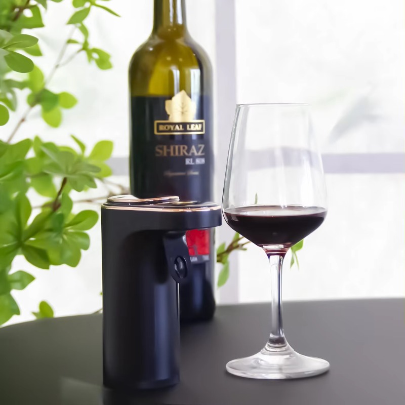 Vino eléctrico recargable Baij - Wine Aerator Pour reseña y precio